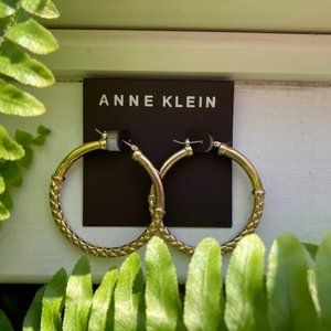 🆕 Anne Klein hoop earrings
